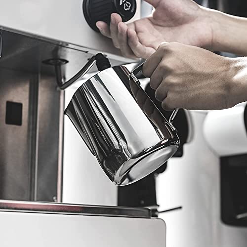 SYGA Milk Frother Jug Stainless Steel Milk Frothing Pitcher Coffee Cappuccino Latte Art Frothing Pitcher Barista Milk Jug Measuring Cup with Scale- Silver, 600ml