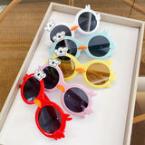 Children's cartoon glasses boys and girls cute little cute duck sunglasses baby summer outing anti-ultraviolet sunglasses tide