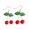 1 pair of earrings