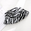 Black and white / adjustable