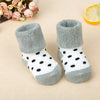 Light gray dots / (0-1 years old) one size fits all