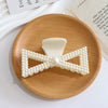 Triangle bow tie