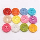 Spot supply color two eyes embedded plum blossom plastic cartoon button baby children's clothing candy color round button