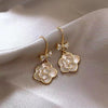 Zircon bow tie flowers 274