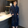 Blue nightgown / l