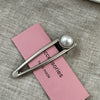 Silver hollow duckbill - round pearl