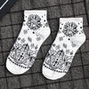 Short cashew white short / one size nude socks (38---43)