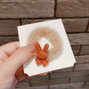 4-a17 brown flocking rabbit