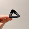 4# triangle black medium size 3.5cm