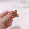 590 rabbit / hairpin