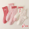 White powder bow / 2-5 years old; five pairs