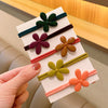 1 piece of 5-petal flower (multiple pieces of 5 colors are distributed)