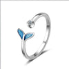 Whale tail / adjustable opening
