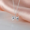 Single layer bow necklace