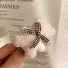 1694 bear beige hairpin