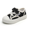 Black / the inner length of the 22 size shoes is about 14cm