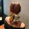 Khaki bow