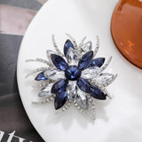 Fashionable, luxurious and high-end crystal flower brooch corsage Japanese and Korean all-match sweater suit accessories elegant pin