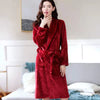 A wine red robe (same style for men and women) / m recommends 80-100 catties